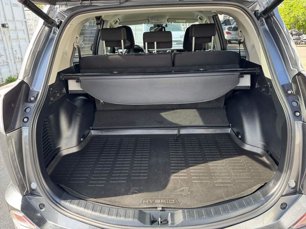 Toyota RAV 4 Team D 5-TÜRER, 2,5L HYBRID, 145 KW (197 P foto 18