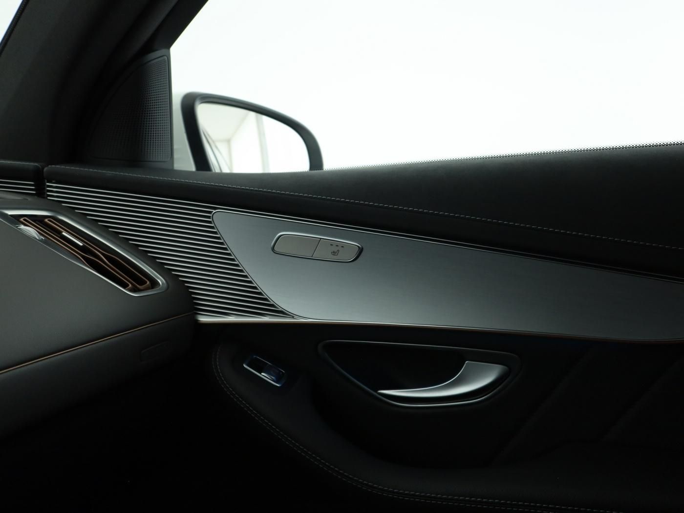 Mercedes-Benz EQC 400 4M *AMG Line*Multibeam*Navi*HUD*Keyless* foto 16