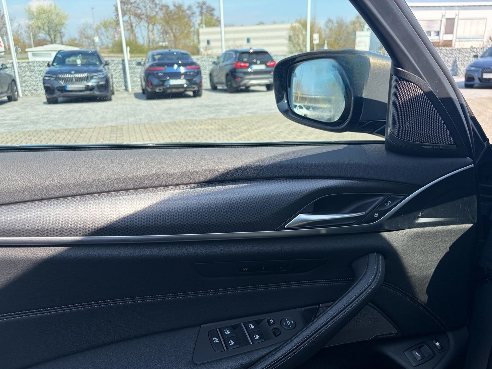 BMW 530e iPerformance xDrive M Sportpaket foto 12