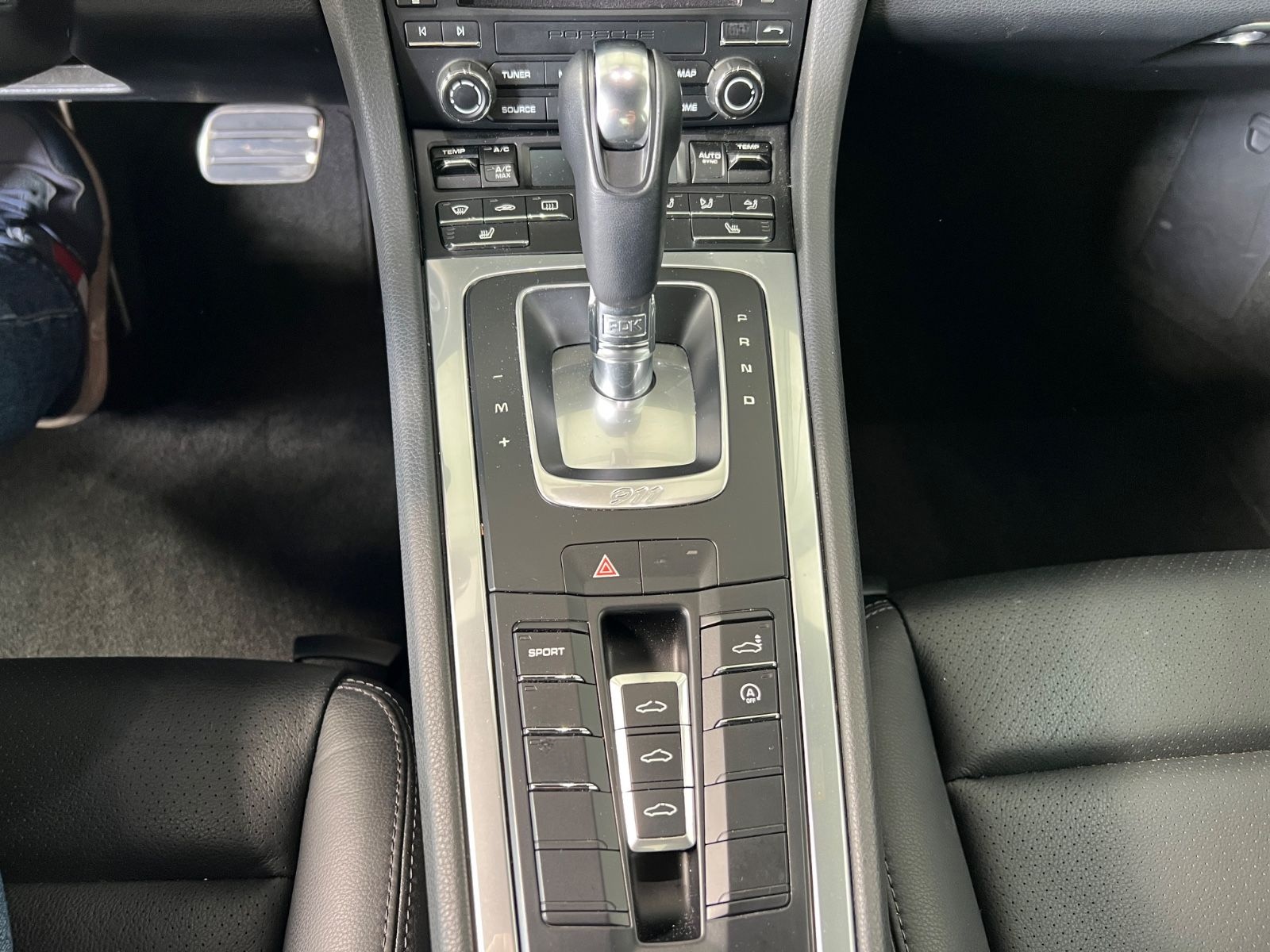 Porsche 911 Carrera 3.0l + scheckheft + 1.Hand foto 12