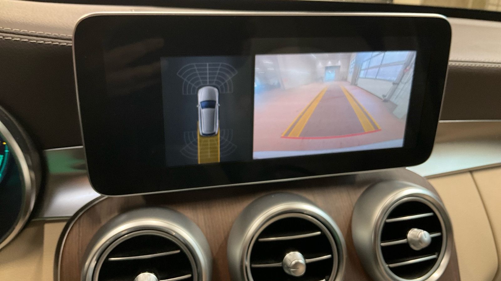 Mercedes-Benz C 300 T e Exclusiv Pano*Virtual*Kamera*Leder*LED foto 10