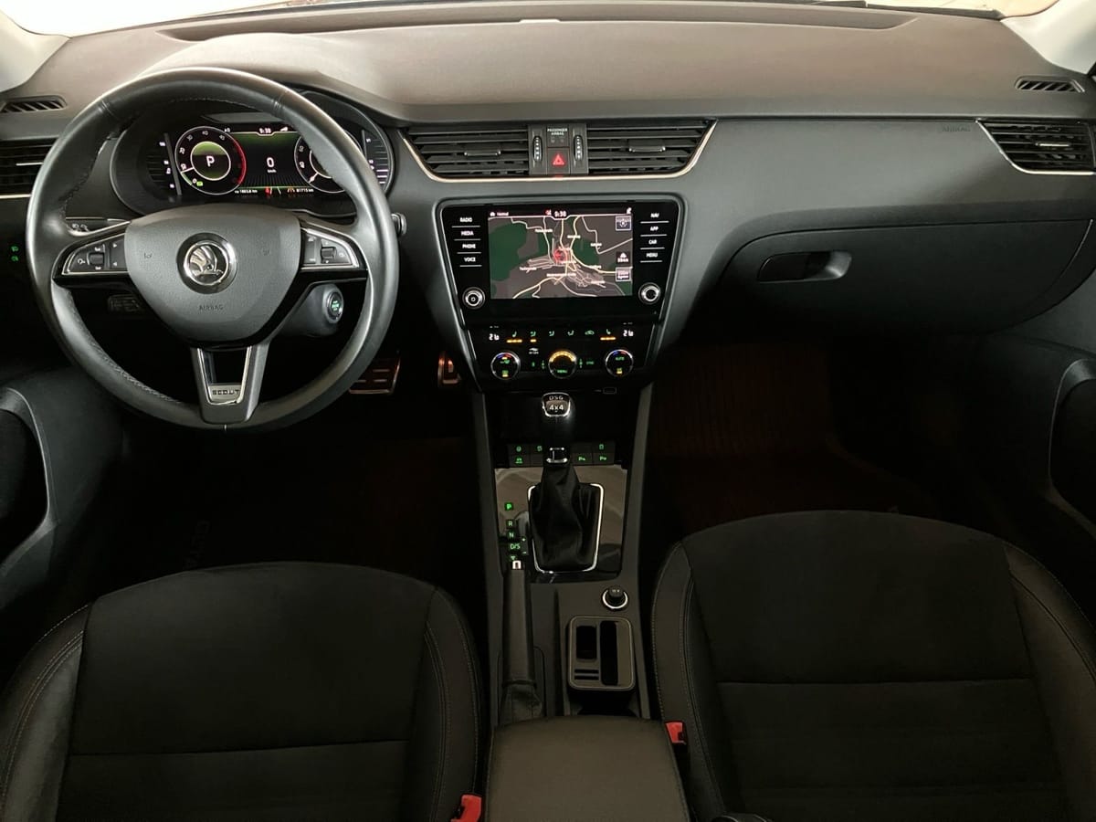 Skoda Octavia 2.0 TDI DSG 4x4 Scout AHK Pano Standheiz foto 10
