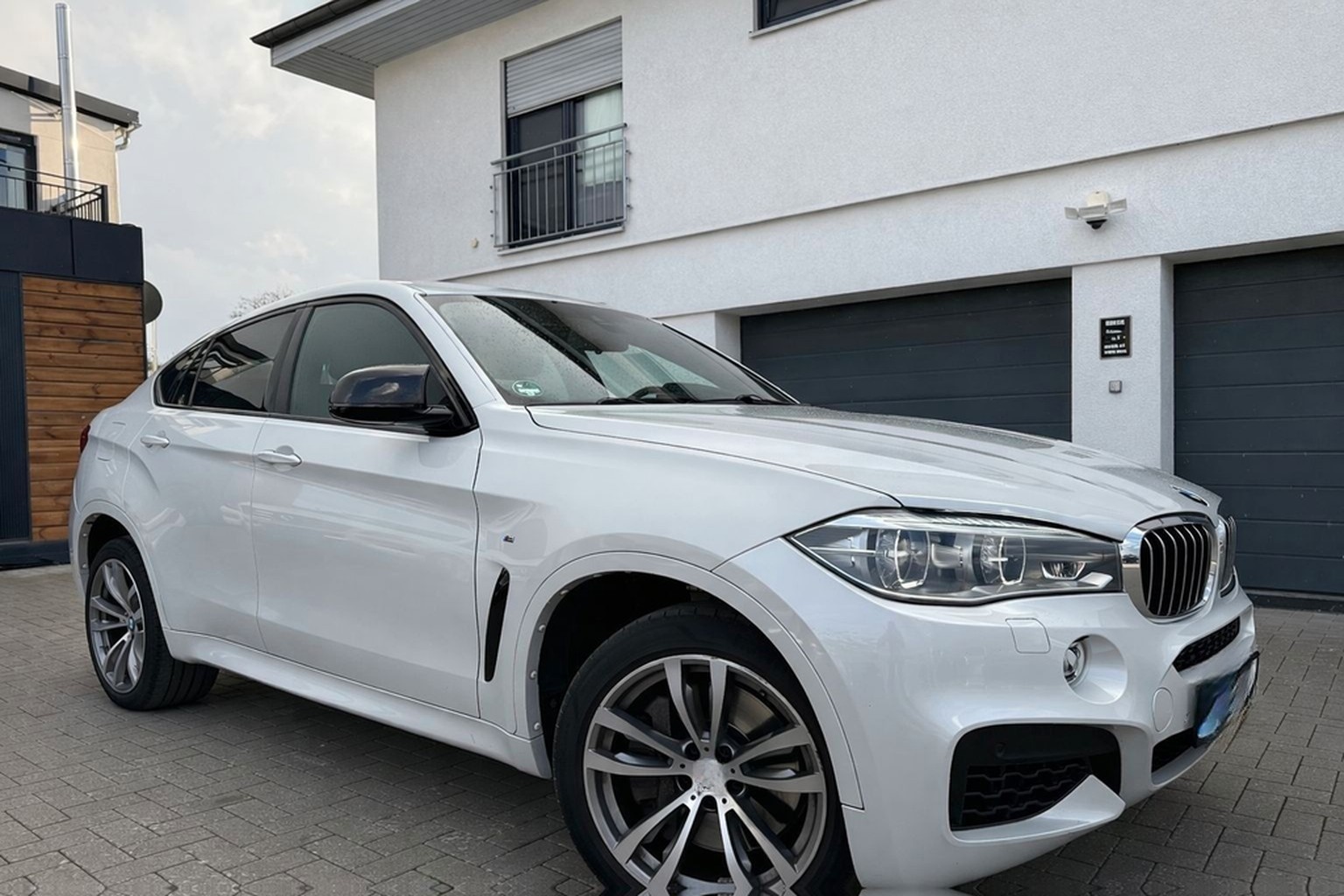 BMW X6 xDrive 50 i M-Paket / Soft-C./Bang&O./Head UP foto 2
