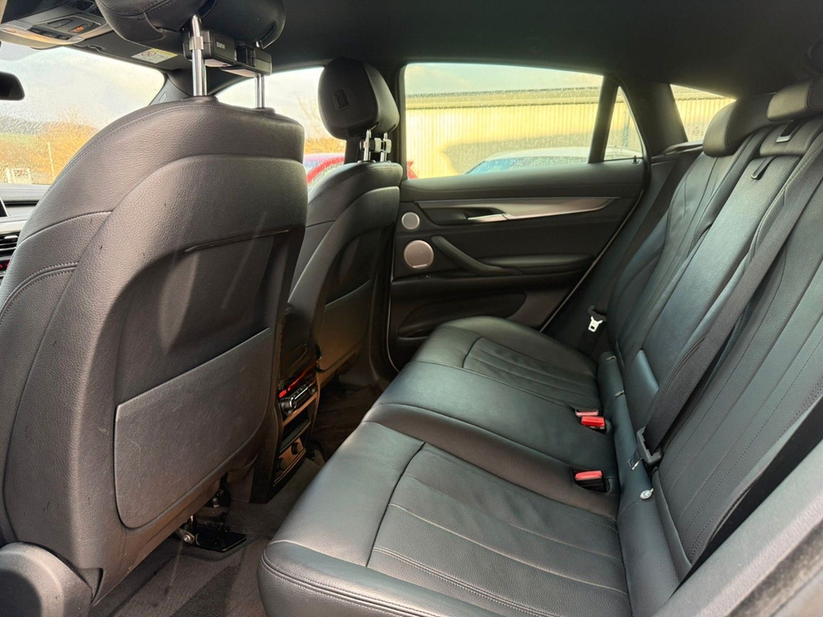 BMW X6 xDrive 50 i M-Paket / Soft-C./Bang&O./Head UP foto 12