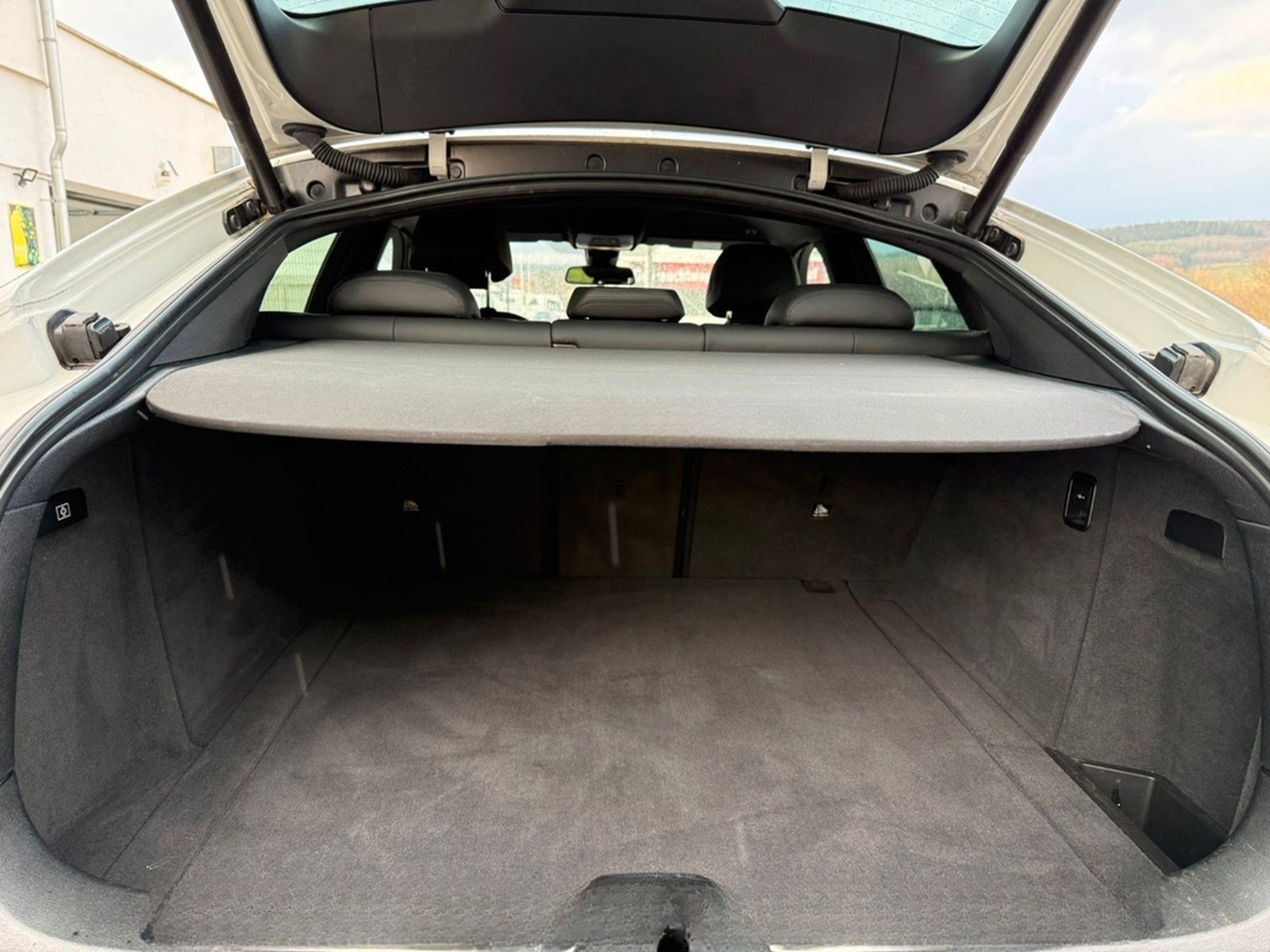 BMW X6 xDrive 50 i M-Paket / Soft-C./Bang&O./Head UP foto 16