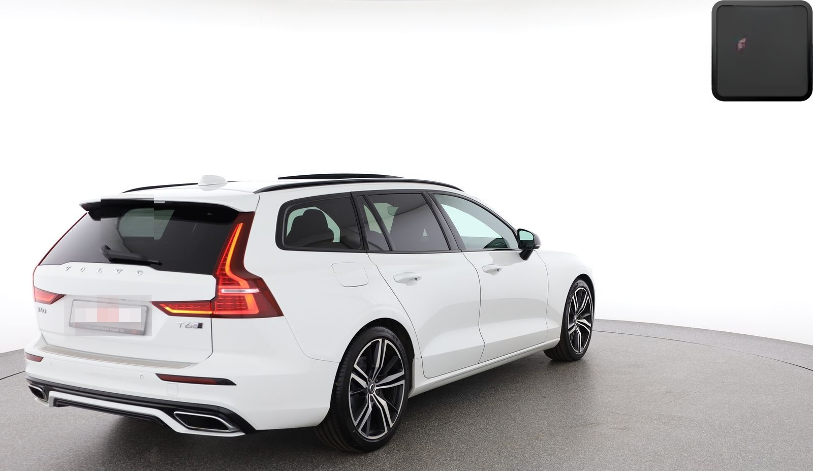 Volvo V60 T6 AWD R DESIGN PANO,HARMAN/K,KAMERA,ACC,AHK foto 5