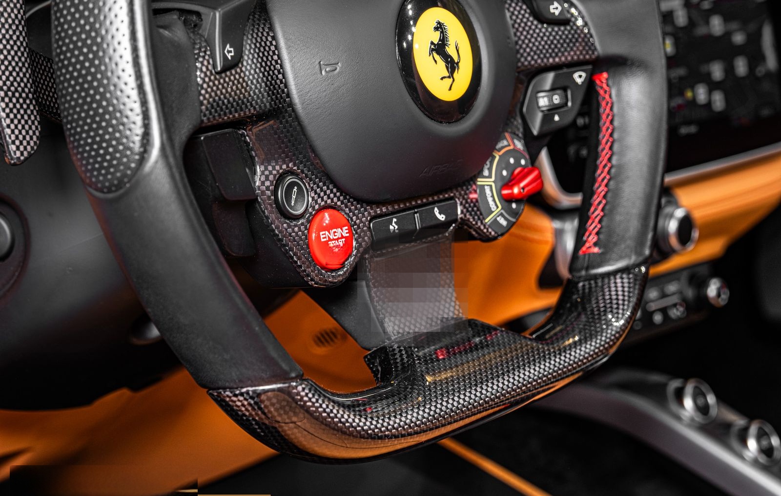 Ferrari Portofino M + NOVITEC PARTS + PASSENGER DISPLAY foto 18