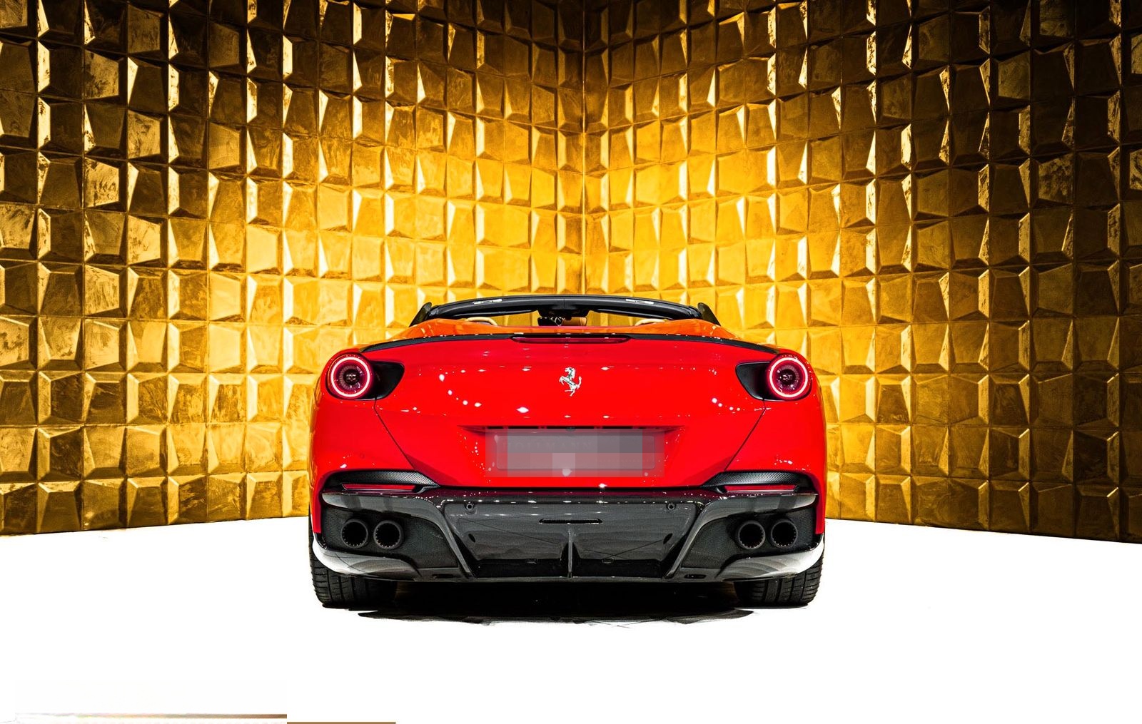 Ferrari Portofino M + NOVITEC PARTS + PASSENGER DISPLAY foto 4