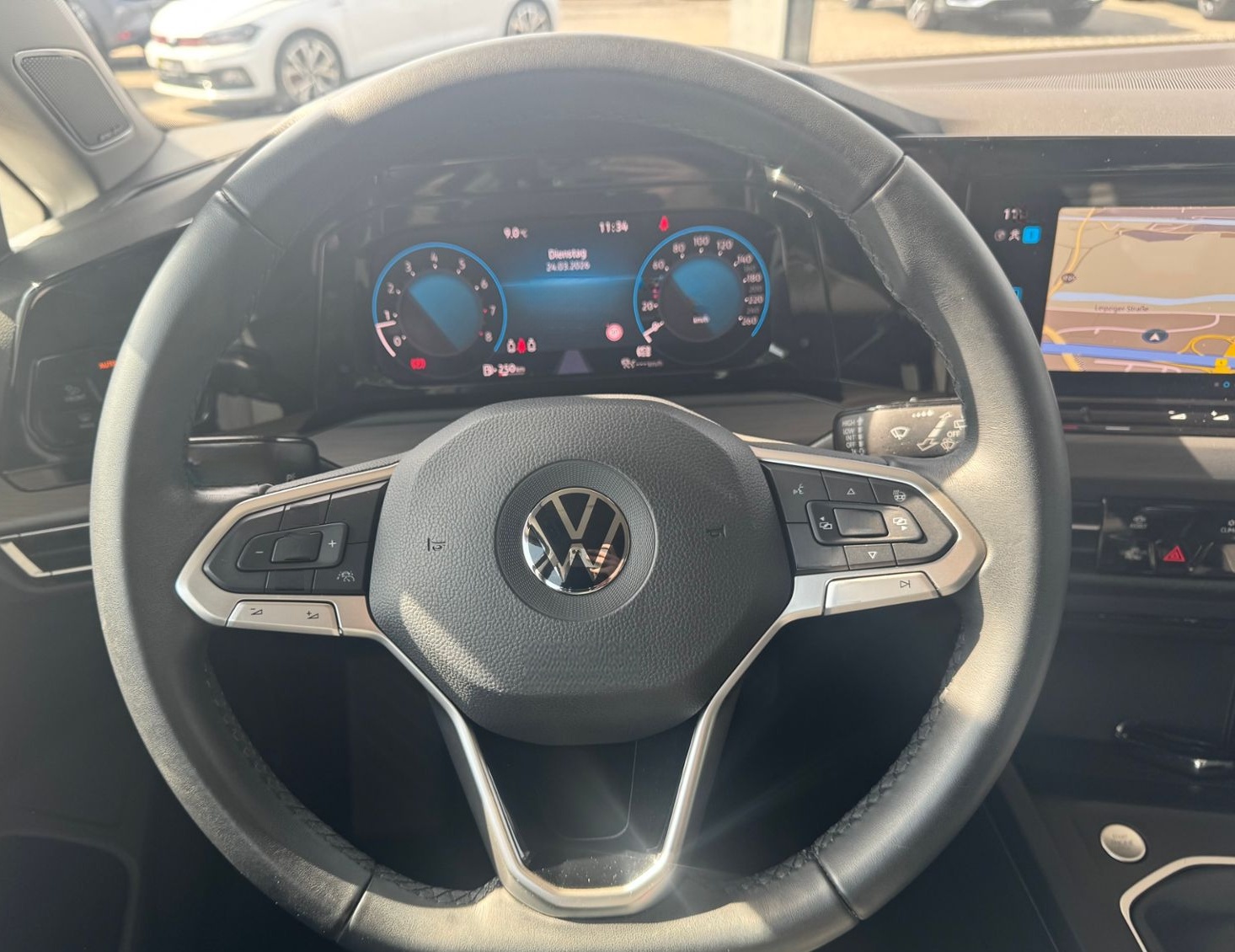 Volkswagen Golf VIII 1.5 TSI Style AHK/HK/ACC/APP/SHZ foto 14