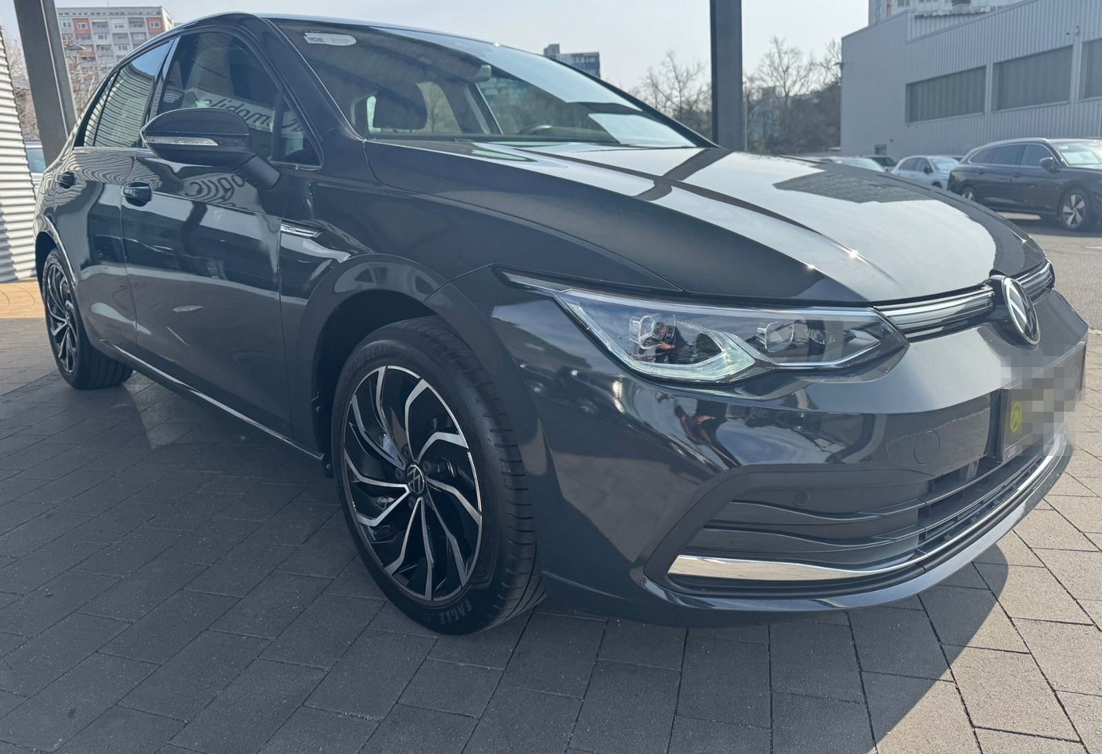 Volkswagen Golf VIII 1.5 TSI Style AHK/HK/ACC/APP/SHZ foto 4