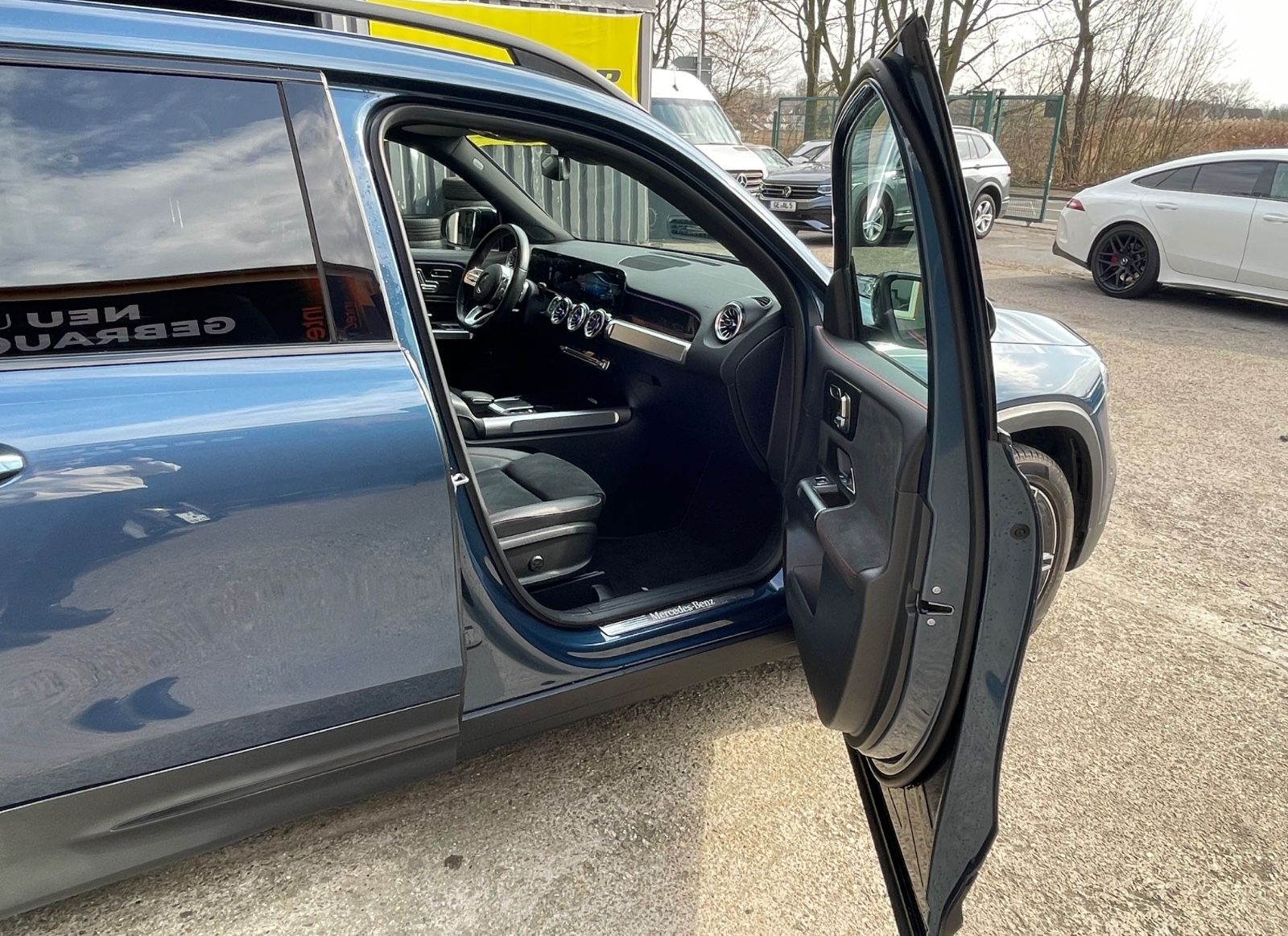Mercedes-Benz GLB 200 d AMG Line Widescreen Pano Night 7Sitzer foto 12