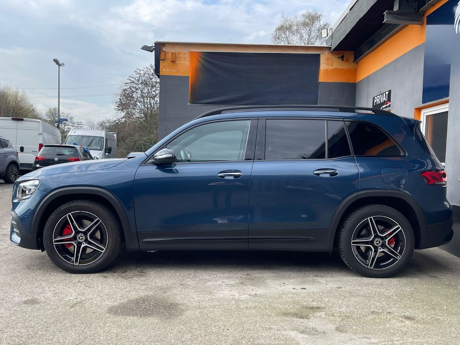 Mercedes-Benz GLB 200 d AMG Line Widescreen Pano Night 7Sitzer foto 6