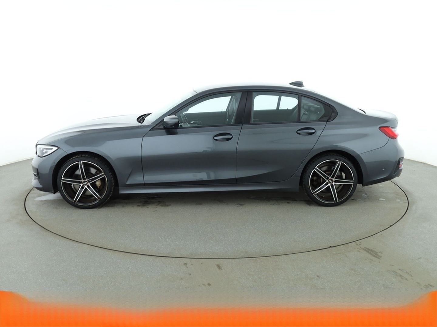 BMW 330i Sport Line Aut.*NAVI*LED*TEMPO*360° foto 3