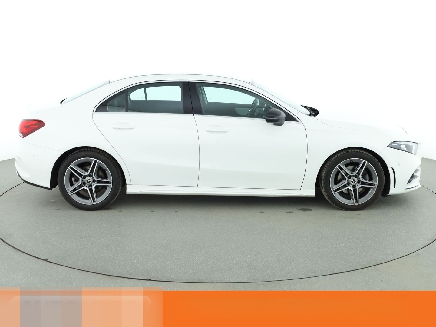 Mercedes-Benz A 200 4Matic AMG Line Aut.*LED*NAVI*TEMPO*CAM* foto 7