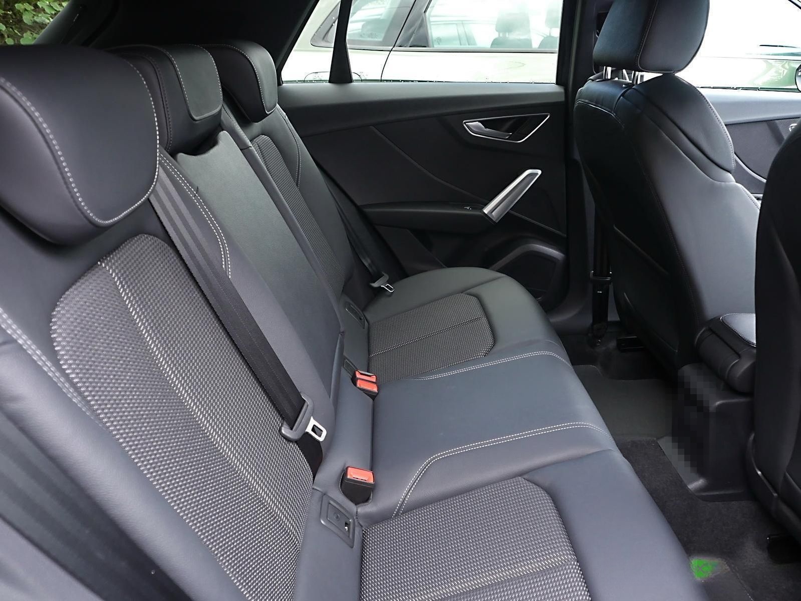 Audi Q2 35 TDI S line AHK Matrix V-Cockpit foto 6