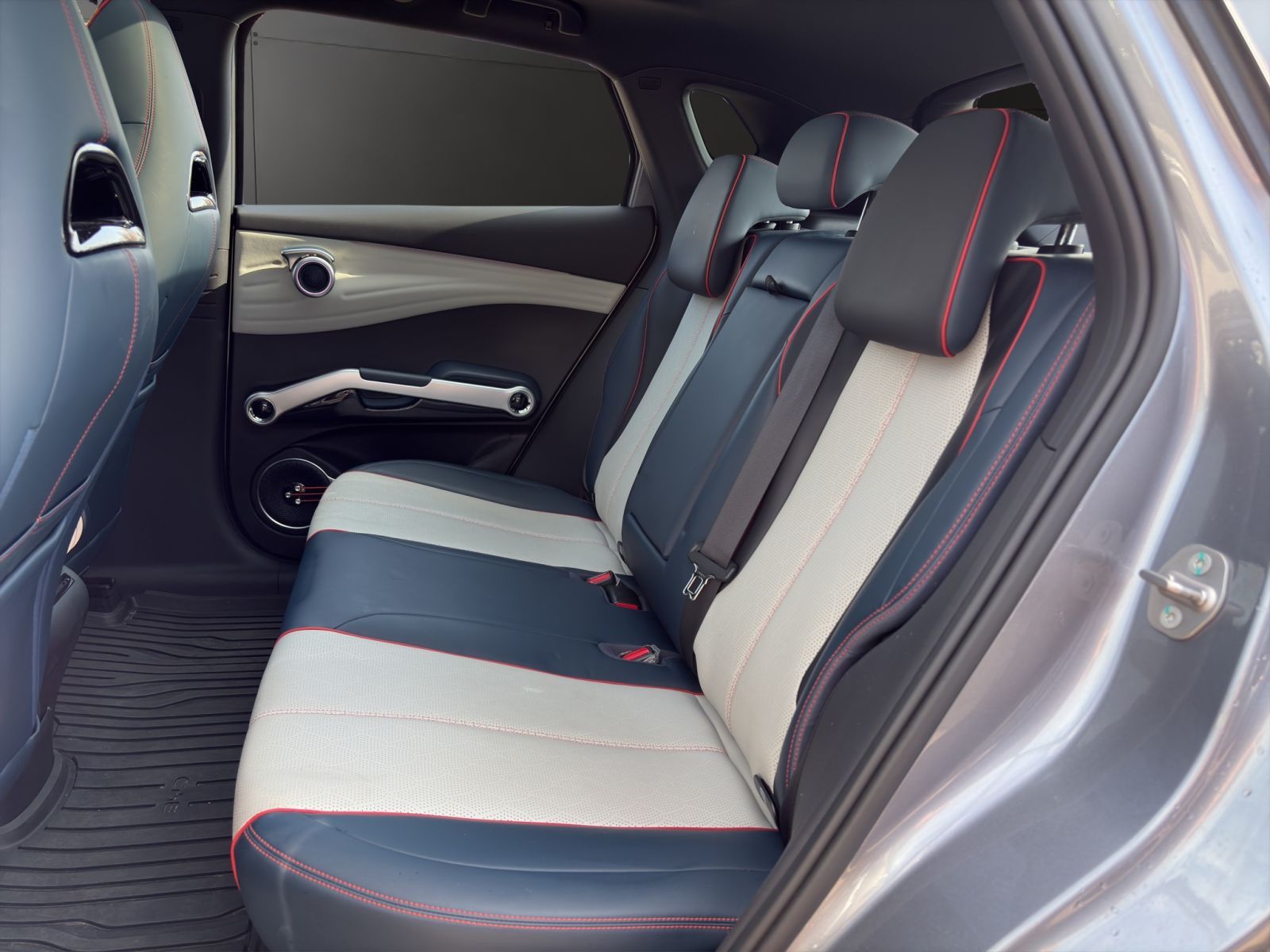 BYD Atto 3 Design 60,4 kWh (MY22) foto 13