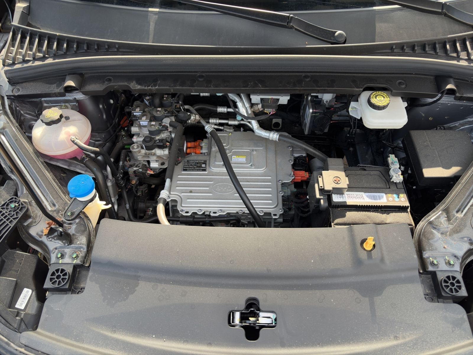 BYD Atto 3 Design 60,4 kWh (MY22) foto 21