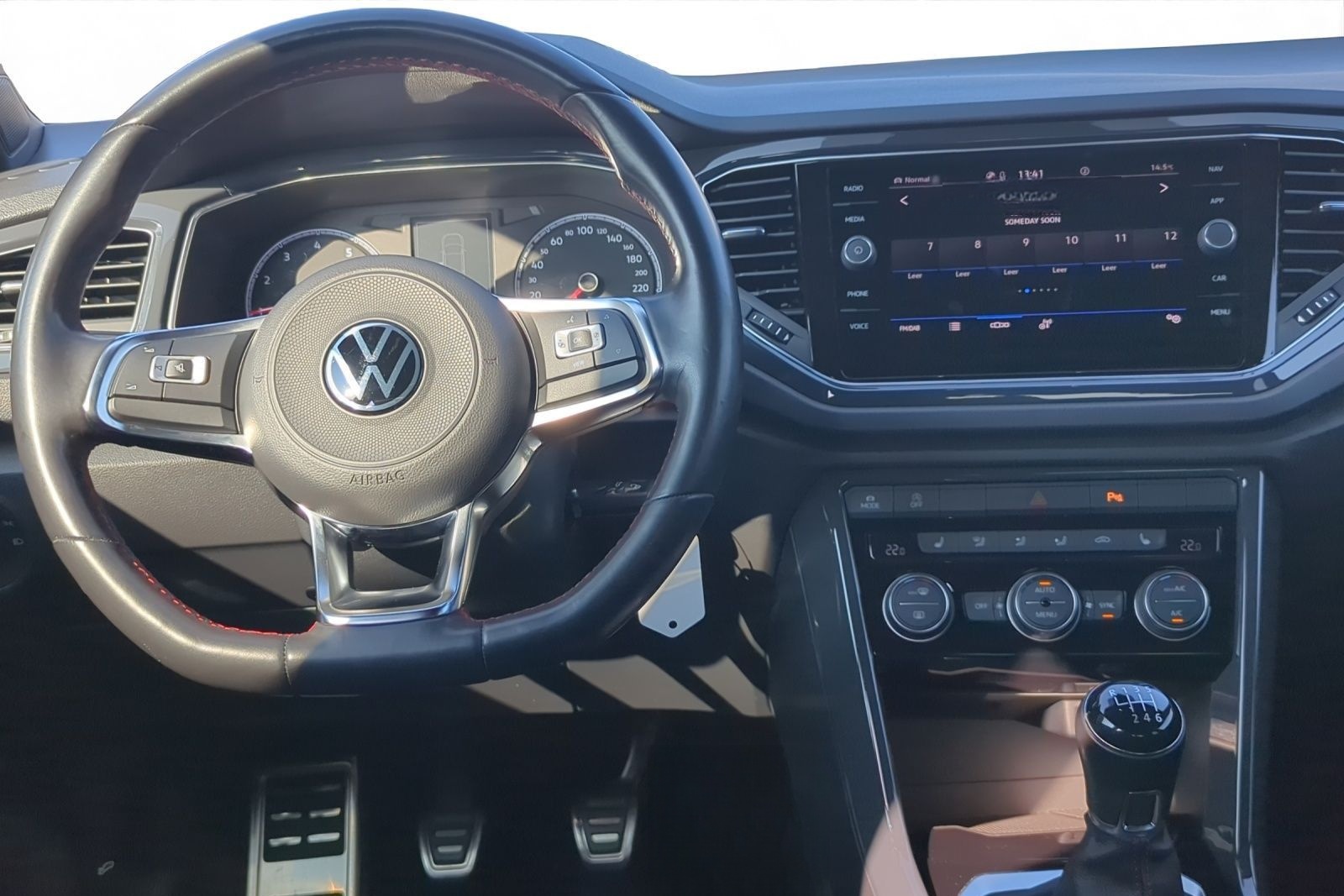 Volkswagen T-Roc Sport 1.5 l TSI LED SiHz foto 6