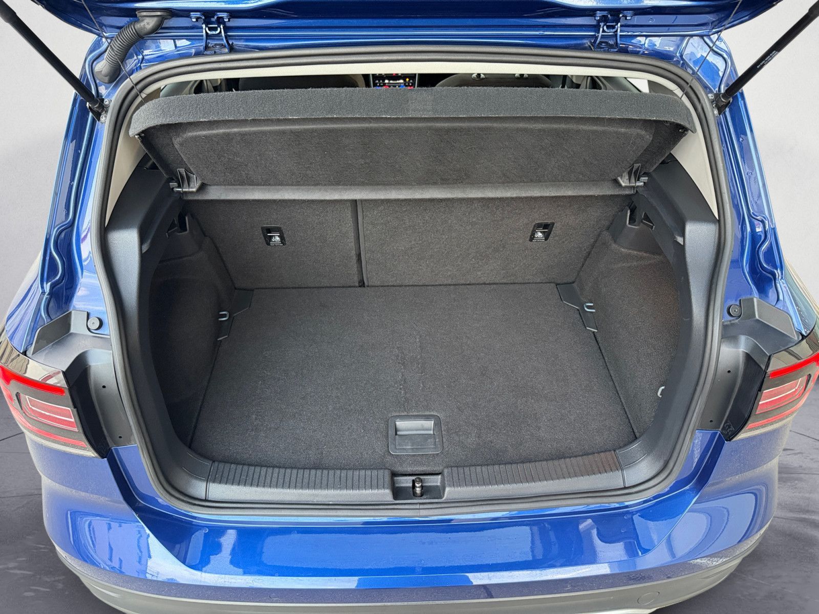 Volkswagen T-Cross Life 1,0 TSI OPF DSG foto 12