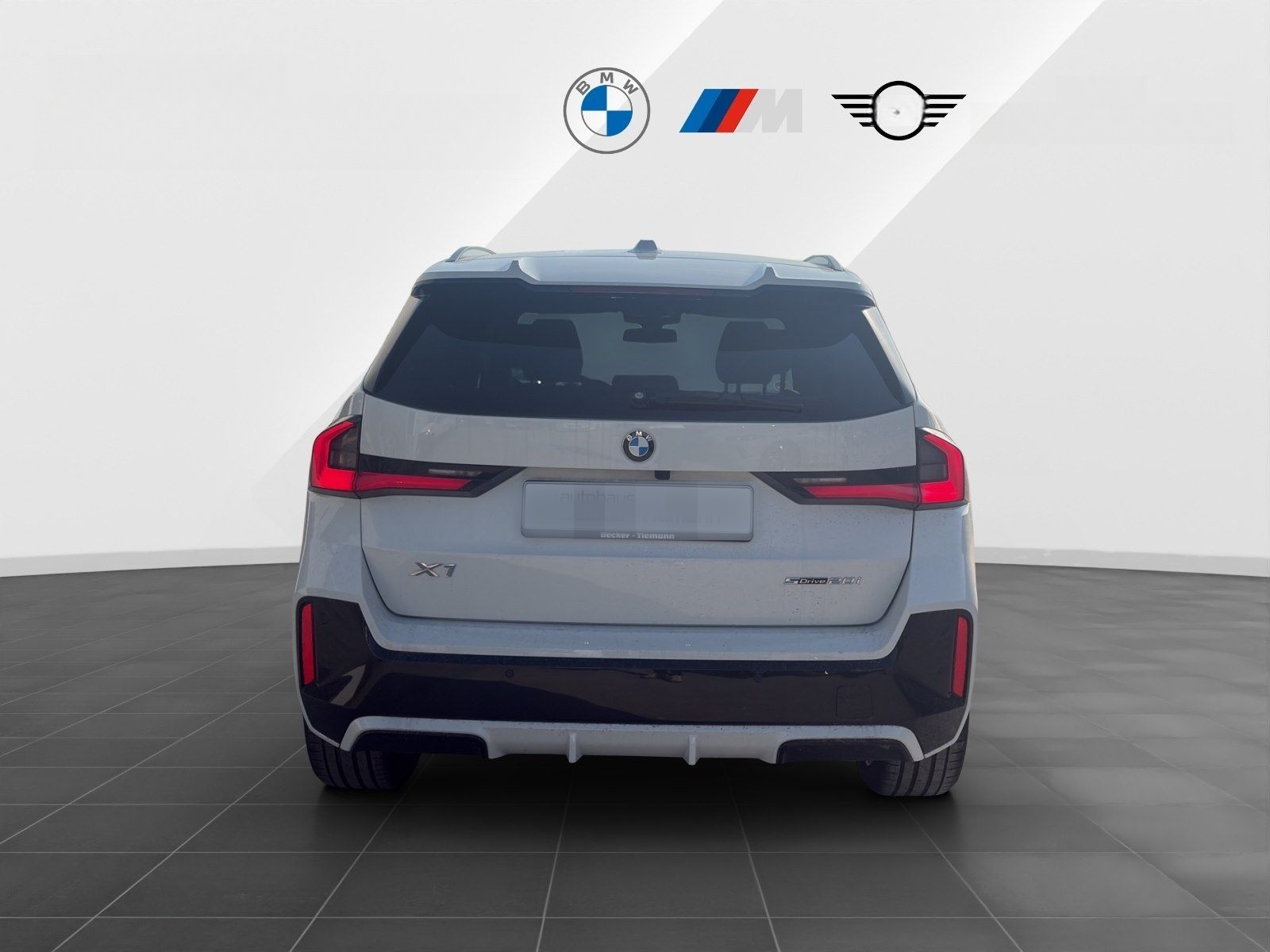 BMW X1 sDrive20i M-Sport Pro AHK HUD Pano DrivAss+ P foto 5