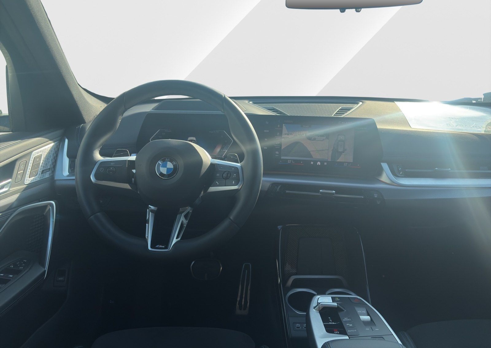BMW X1 sDrive20i M-Sport Pro AHK HUD Pano DrivAss+ P foto 9
