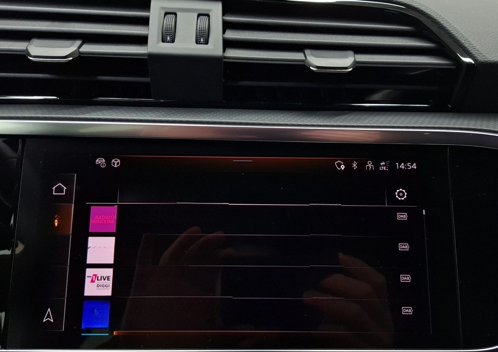 Audi Q3 Sportback 35 TFSI S LINE ALCANTARA LED AHK KA foto 14