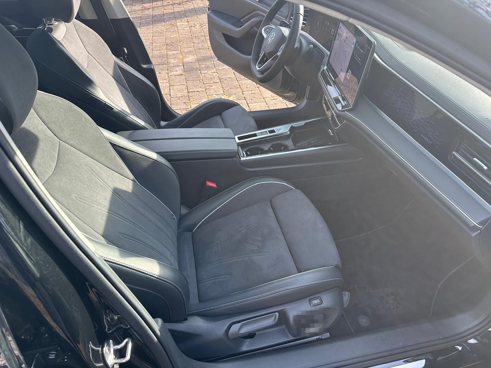 Volkswagen Passat Variant 2.0 TDI SCR DSG Elegance  foto 14
