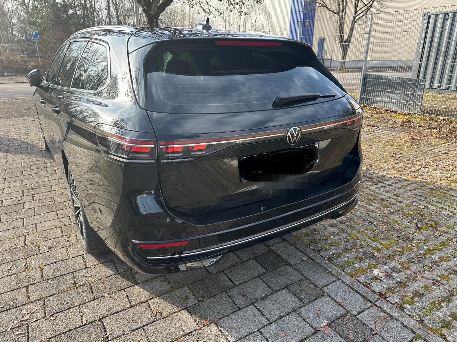 Volkswagen Passat Variant 2.0 TDI SCR DSG Elegance  foto 4