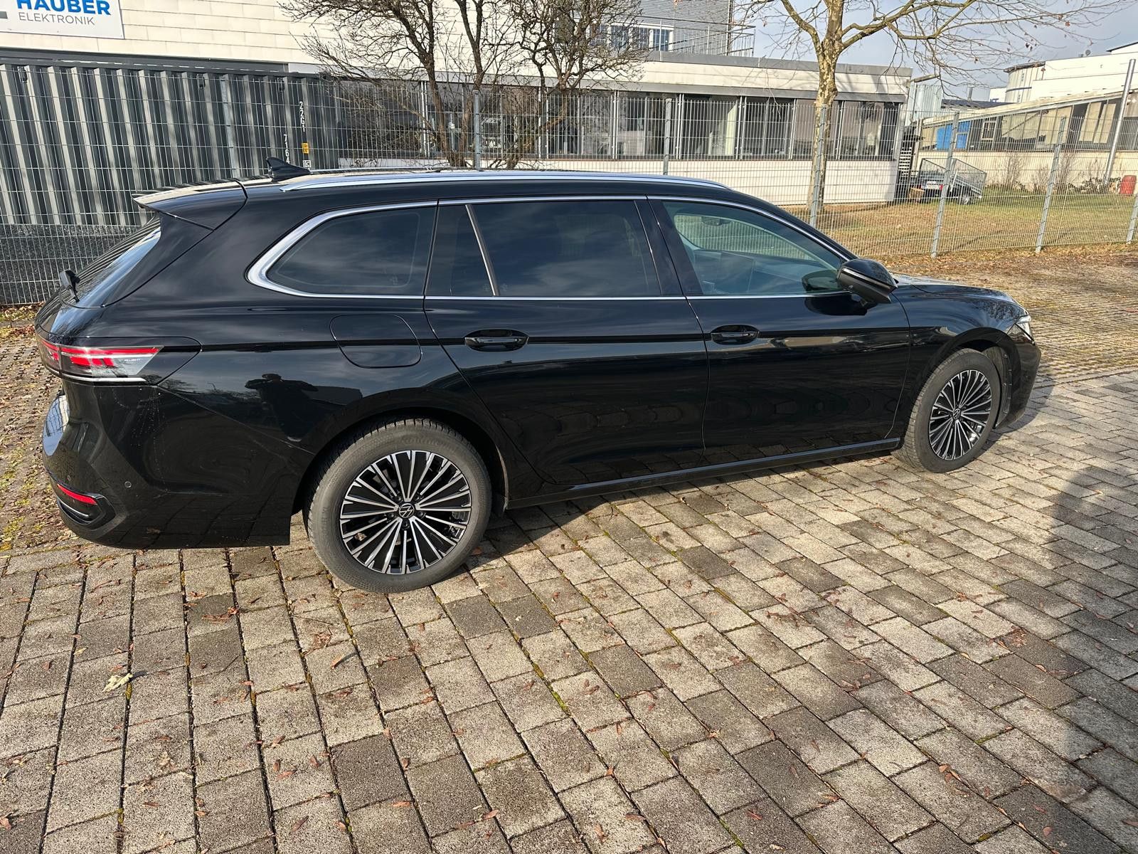 Volkswagen Passat Variant 2.0 TDI SCR DSG Elegance  foto 8