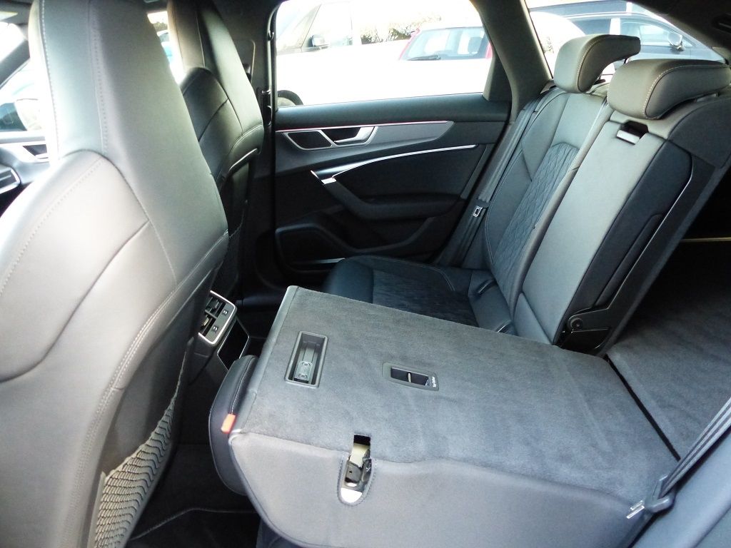 Audi A6 Avant V6 3.0 TDI quattro Tiptronic *LED*B&O* foto 24