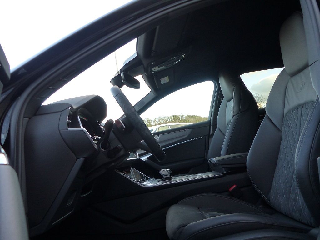 Audi A6 Avant V6 3.0 TDI quattro Tiptronic *LED*B&O* foto 8