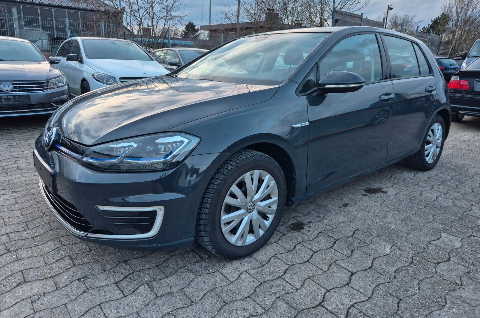 Volkswagen E-Golf VII Lim*LED*ANDROID*8-FACH*1 HAND foto 1