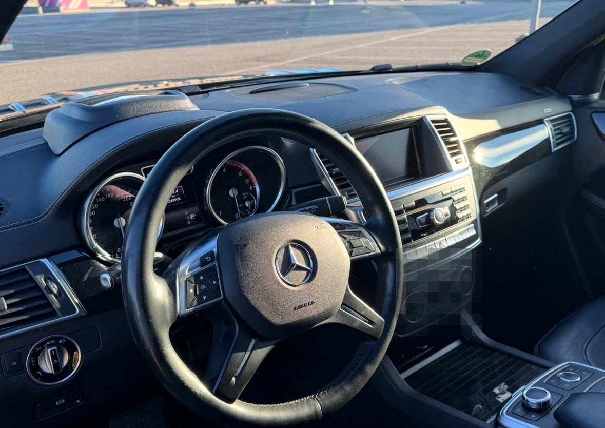 Mercedes-Benz GL 350 BlueTEC 4MATIC - foto 3