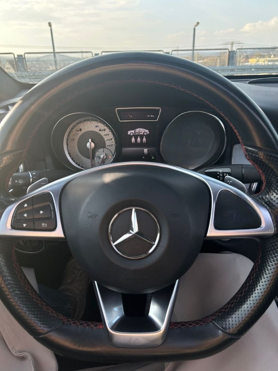 Mercedes-Benz Mercedes CLA 200 AMG Line 7G-DCT Automatik Pano foto 14
