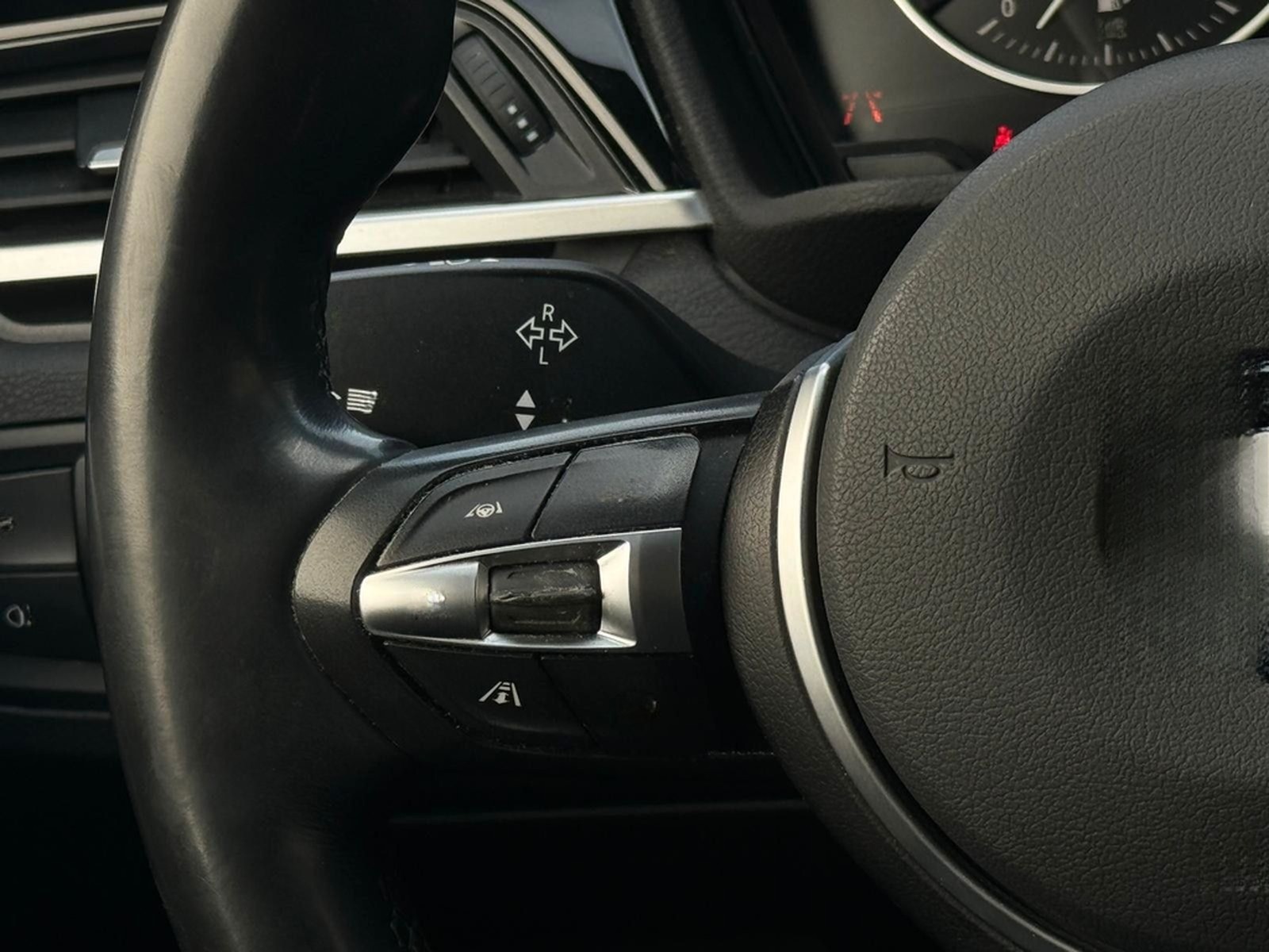 BMW X1 xDrive 20i M Sport AHK°ACC°ALCANTARA°KAMERA foto 19