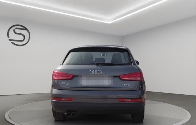 Audi Q3 2.0 TFSI quattro S-tronic foto 5