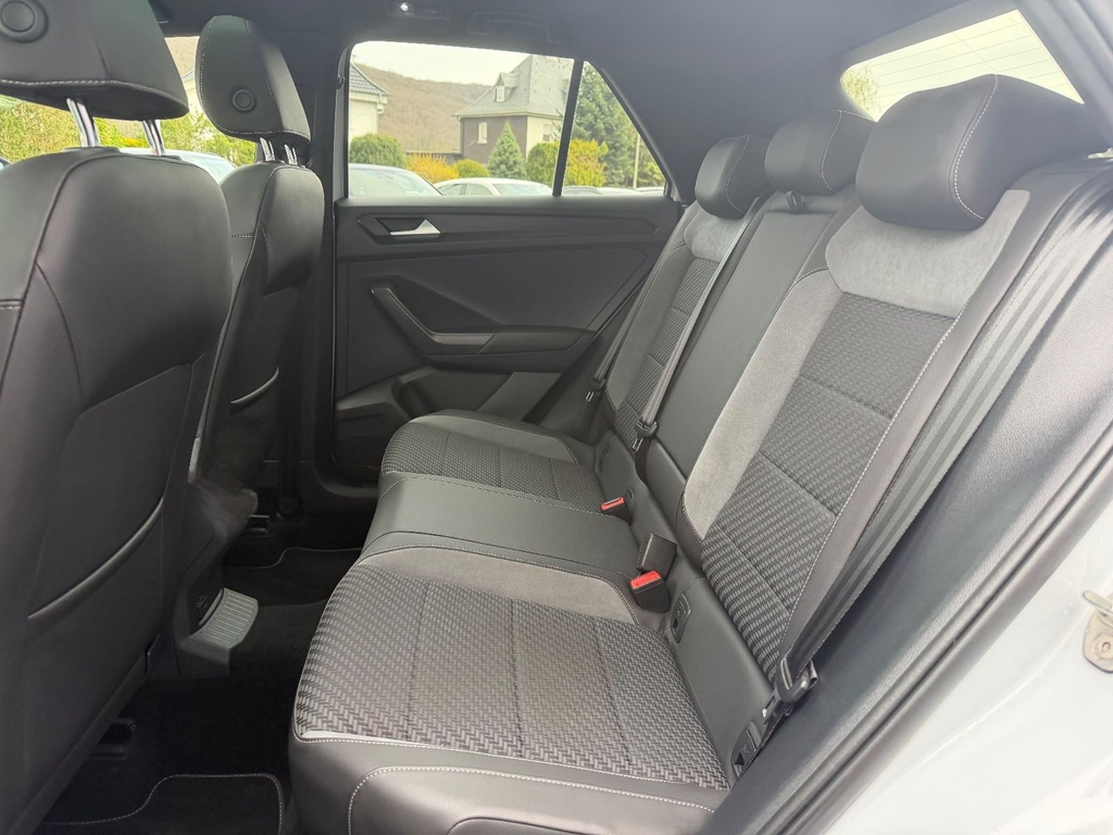Volkswagen T-Roc 2.0 TSI Sport 4Motion R Line DSG/Pano/beat foto 13
