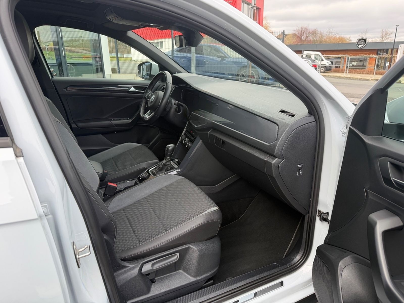 Volkswagen T-Roc 2.0 TSI Sport 4Motion R Line DSG/Pano/beat foto 16