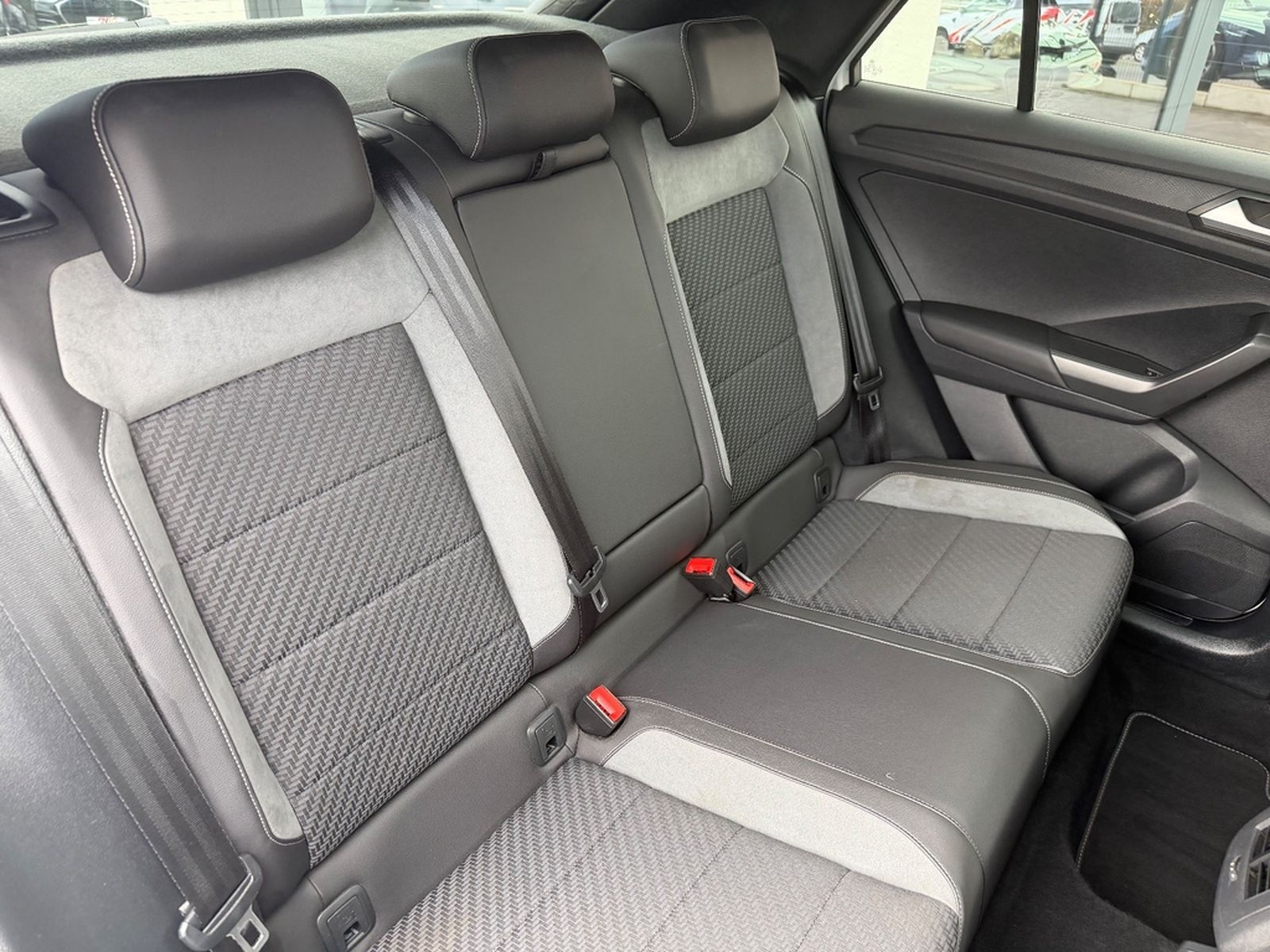 Volkswagen T-Roc 2.0 TSI Sport 4Motion R Line DSG/Pano/beat foto 20