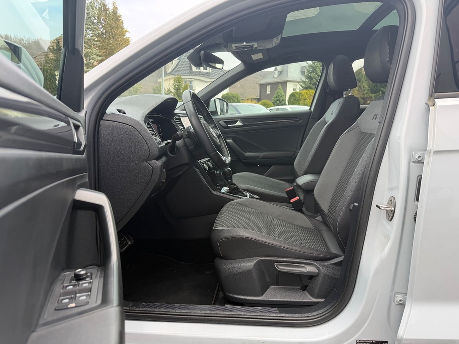 Volkswagen T-Roc 2.0 TSI Sport 4Motion R Line DSG/Pano/beat foto 9