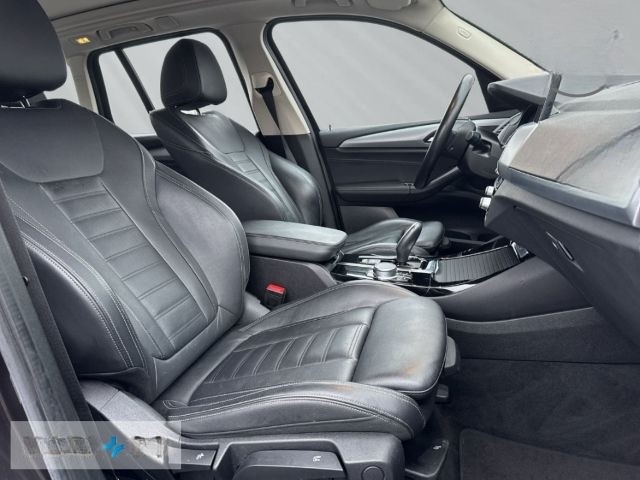BMW X3 xDrive 20dA LED Head-Up Panorama Lordose SHZ foto 13