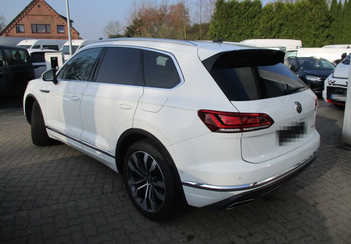 Volkswagen Touareg Plug-In-Hybrid 3.0 4Motion Aut. Elegance foto 2