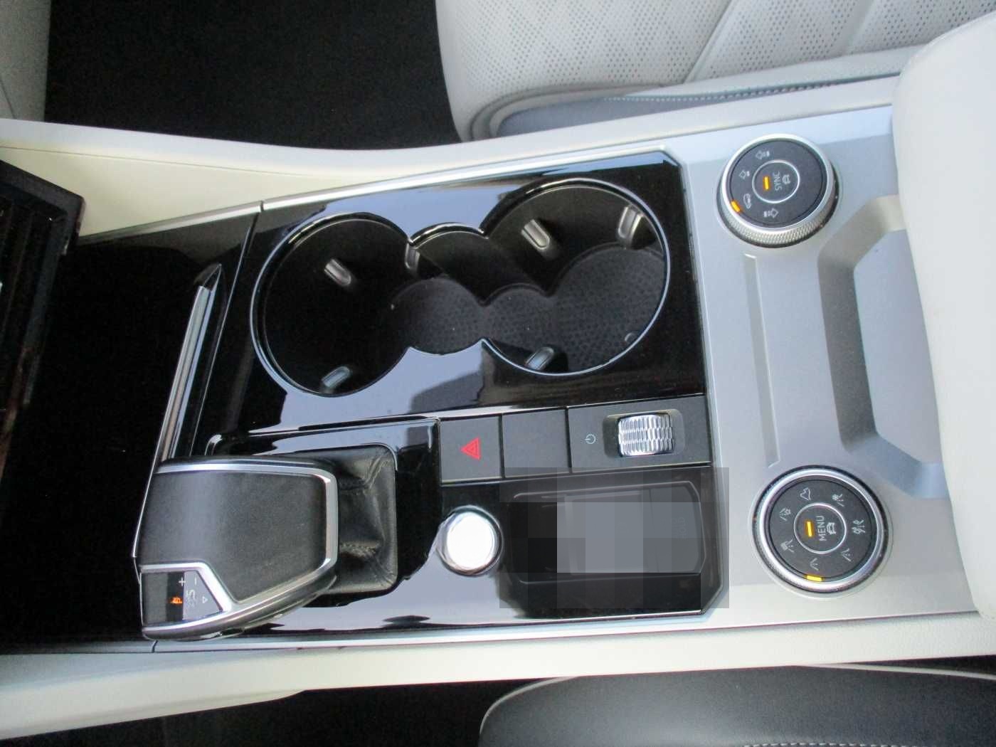 Volkswagen Touareg Plug-In-Hybrid 3.0 4Motion Aut. Elegance foto 10