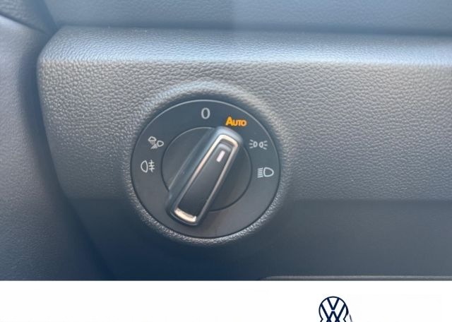Volkswagen T-Roc STYLE TSI NAVI SITZHEIZUNG EINPARKHILFE LE foto 17