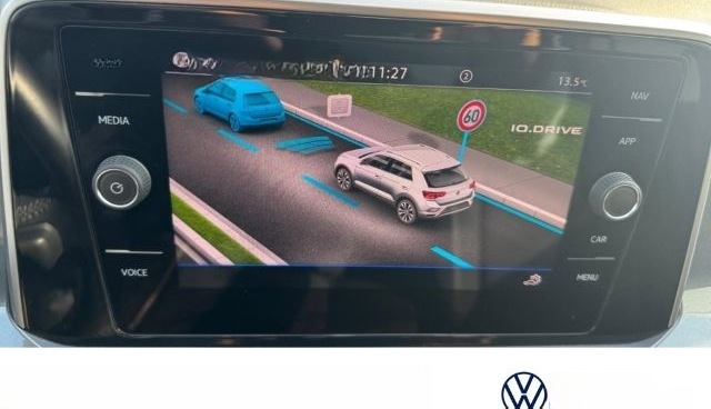 Volkswagen T-Roc STYLE TSI NAVI SITZHEIZUNG EINPARKHILFE LE foto 18