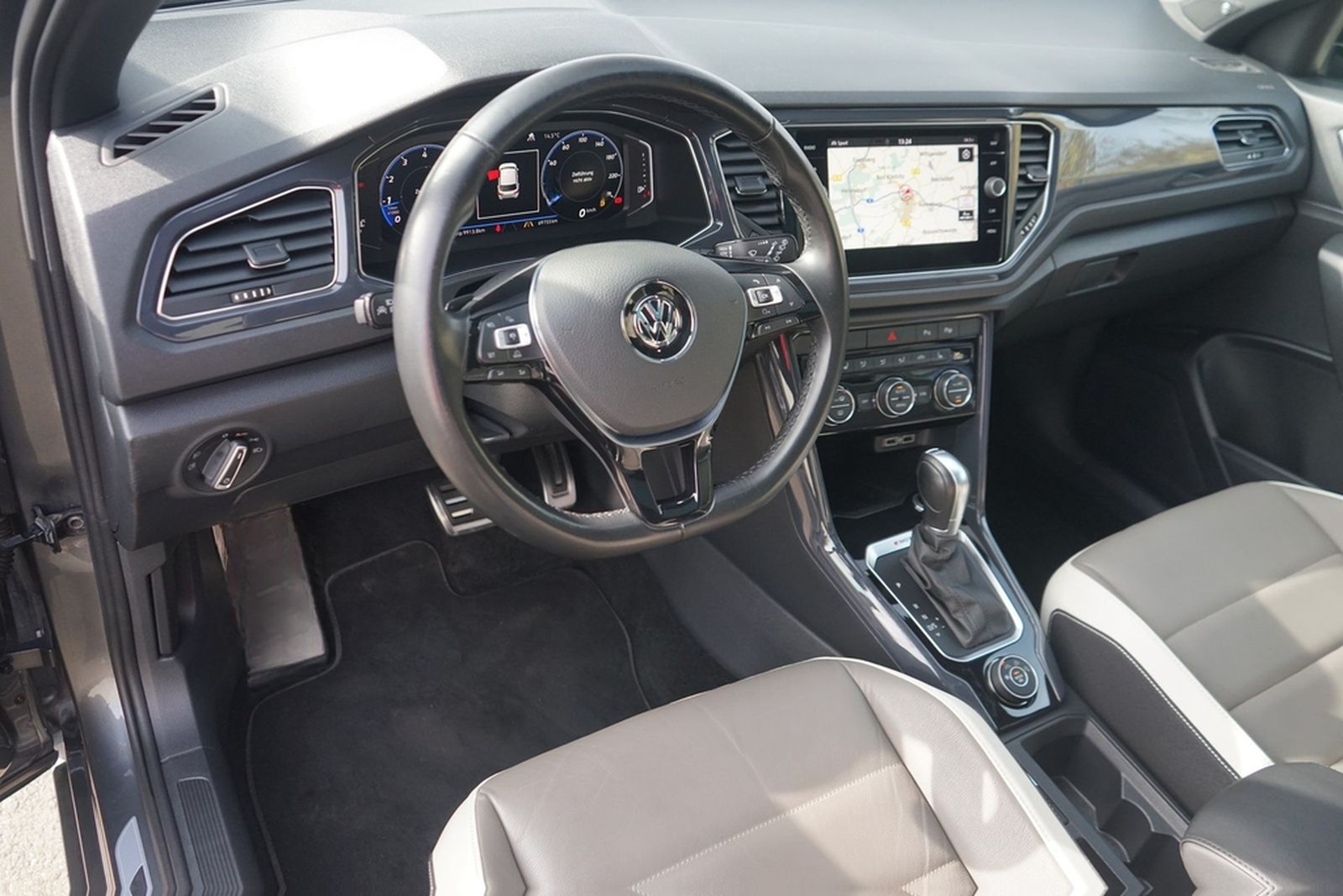 Volkswagen T-Roc 2.0 TSI 4Motion LED Navi Panorama ACC AHK foto 9