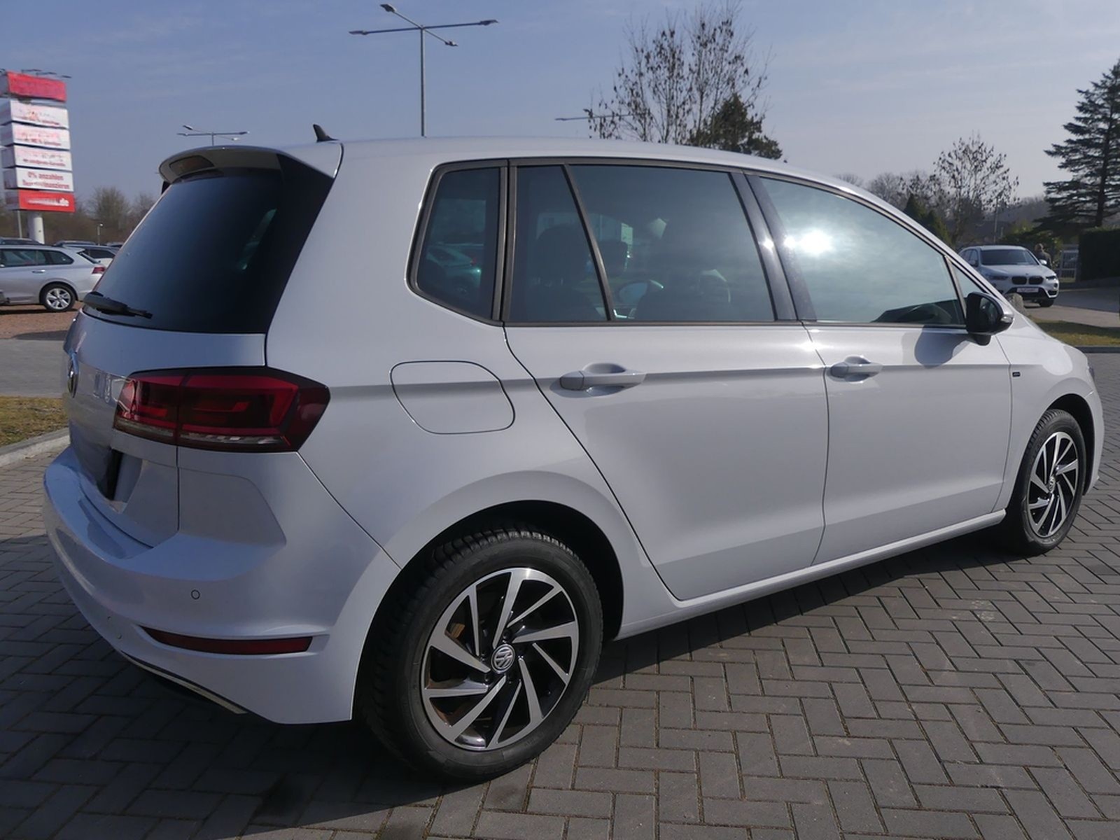 Volkswagen Golf Sportsvan 1.5 TSI LED Kamera beh. Frontsche foto 5