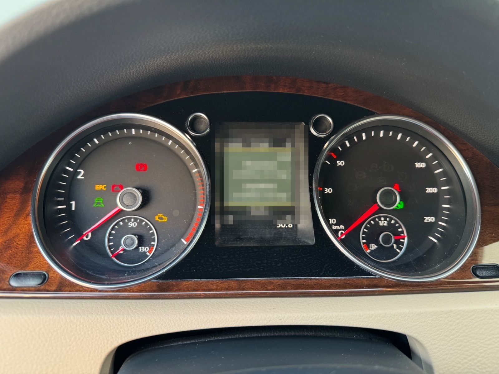 Volkswagen CC 3.6 V6 DSG 4MOTION - R-Line foto 13