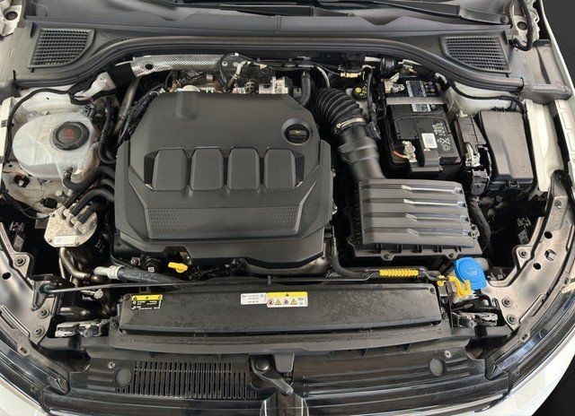 Volkswagen Golf VIII 2.0 TDI DSG Life *AHK*LED*NAVI*RFK* AH foto 15