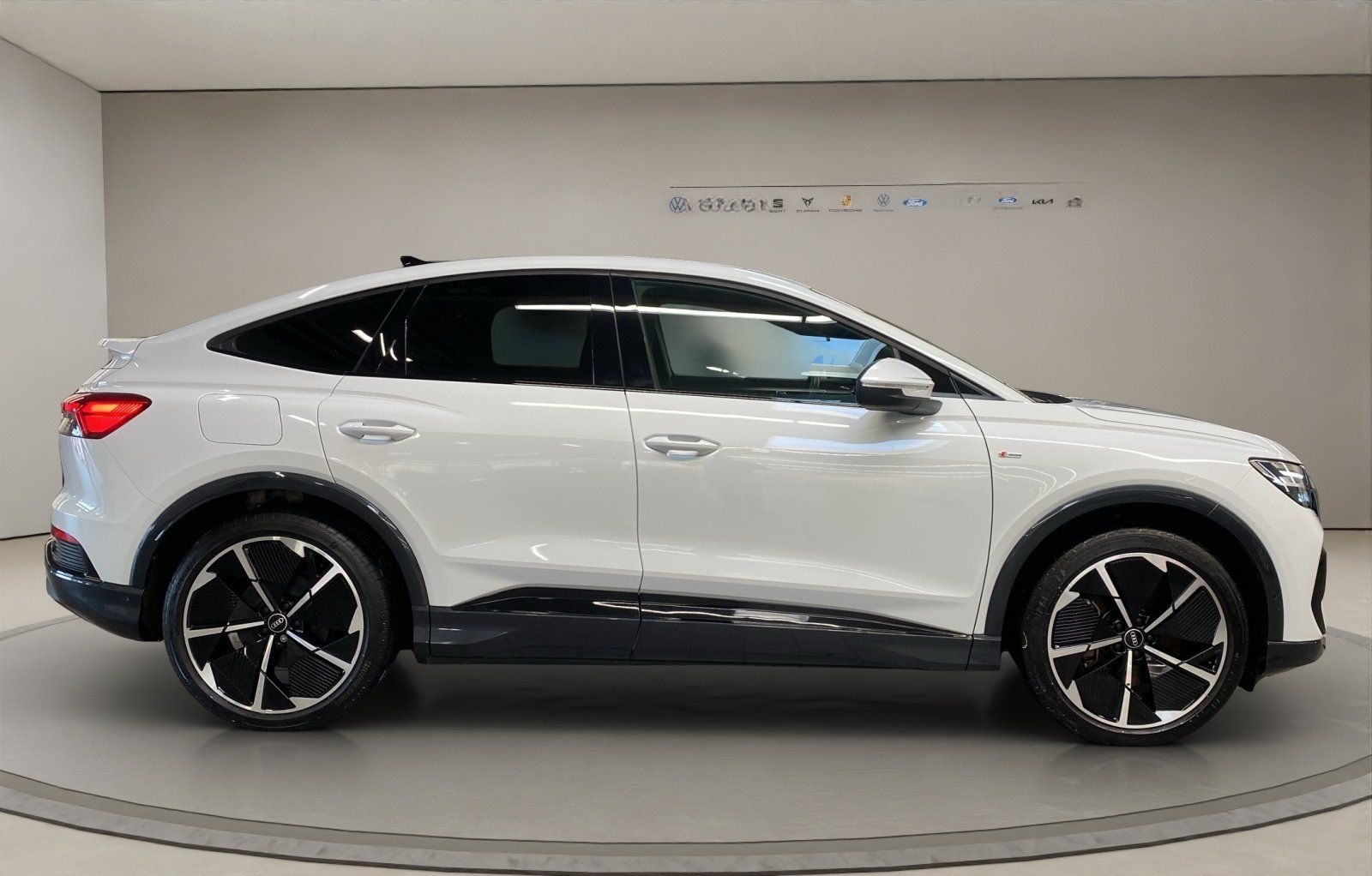 Audi Q4 e-tron Sportback quattro 50 e-tron S-line ACC foto 6